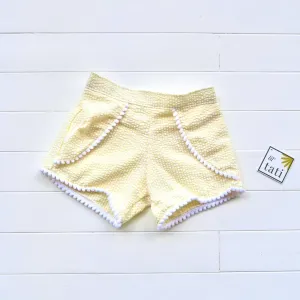 Pompom Shorts in Yellow Seersucker