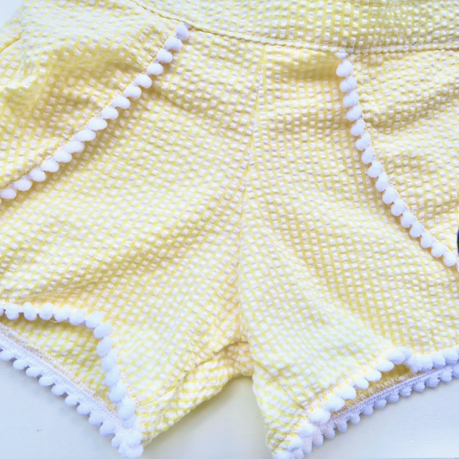 Pompom Shorts in Yellow Seersucker